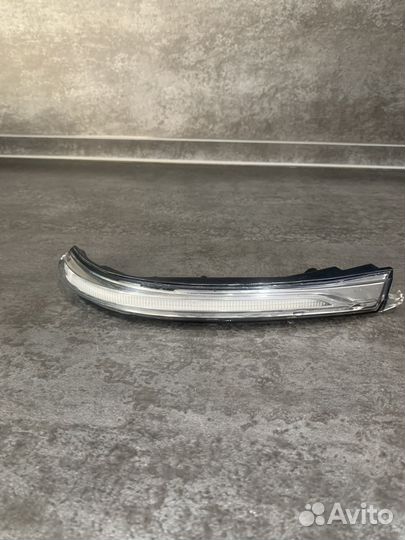 Правый поворотник в зеркало kia optima 4
