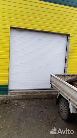 Ворота автоматические секционные с установкой