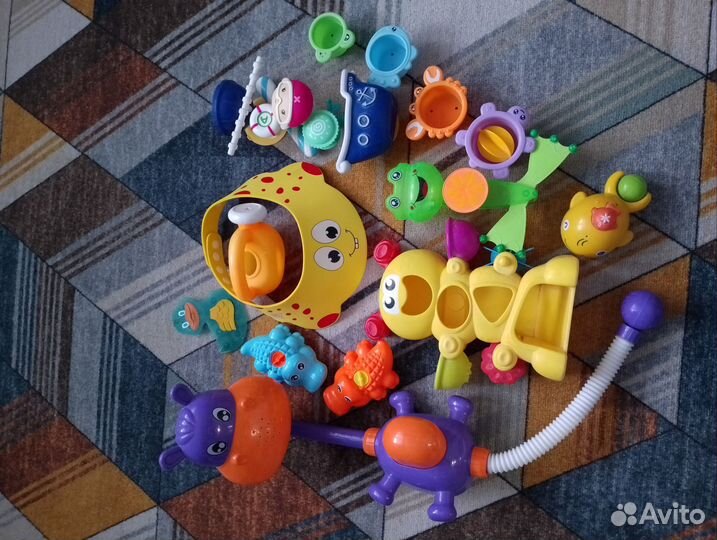 Развивающие игрушки для ванной
