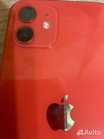 Телефон iPhone 12