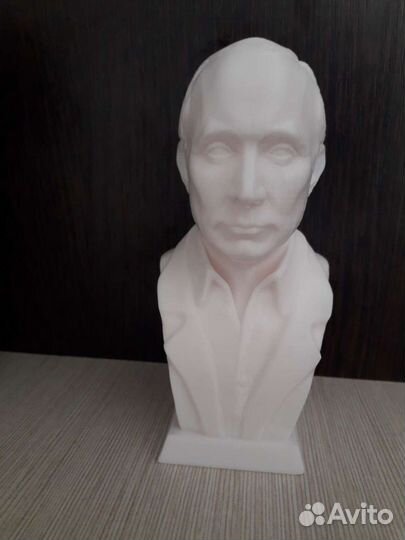 Бюст Путина