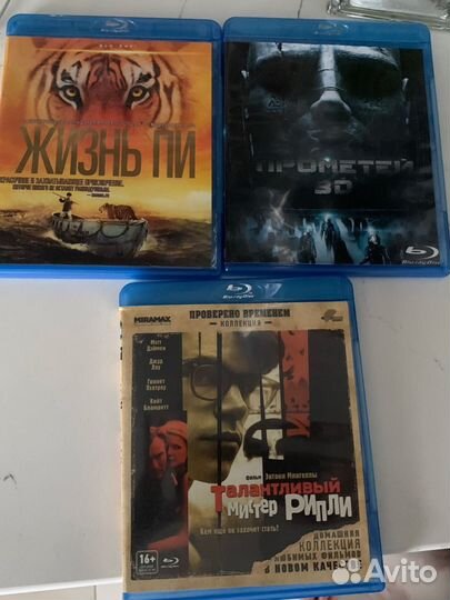 Портативный dvd плеер + 3 диска