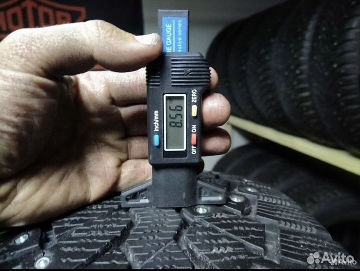 Pirelli Formula Ice 225/60 R17