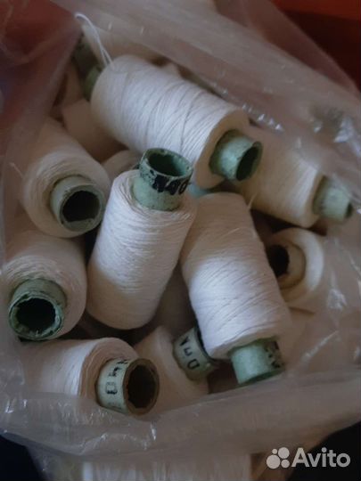 Нитки швейные