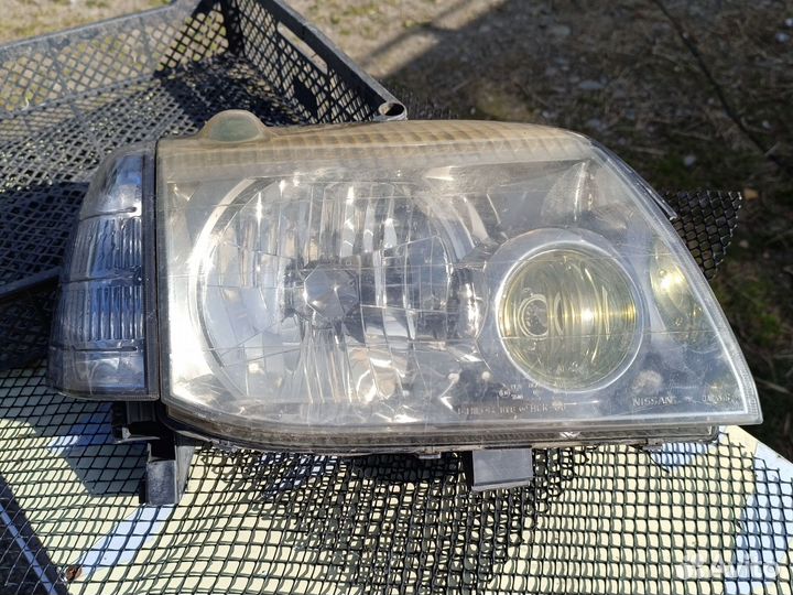 Фара nissan x-trail t30