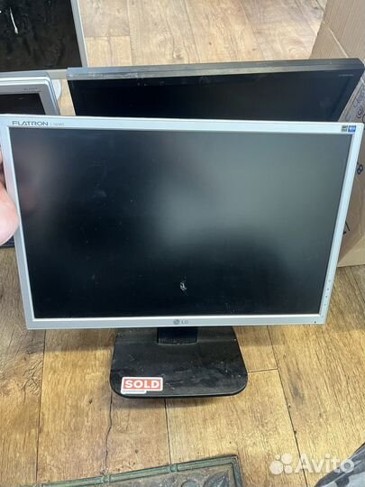 Монитор б/у, жесткий диск