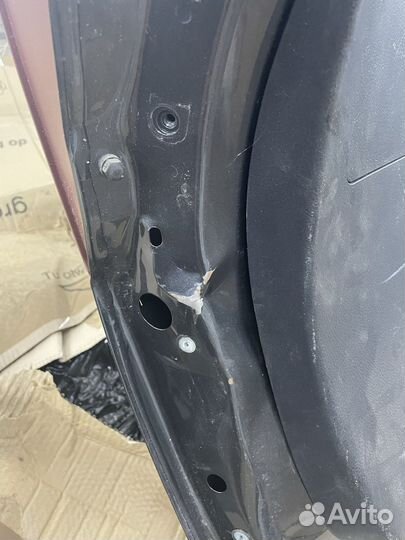 Крышка багажника toyota rav4 40