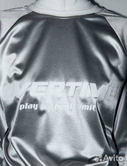 Футболка оверсайз атласная