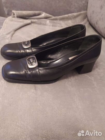 Туфли женские 39 размер натуральная кожа черные