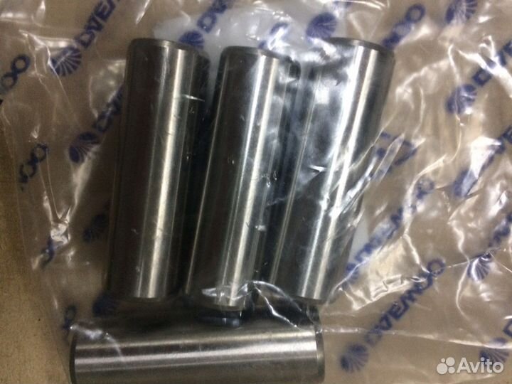 Поршневые пальцы комплект Chevrolet Lacetti Aveo
