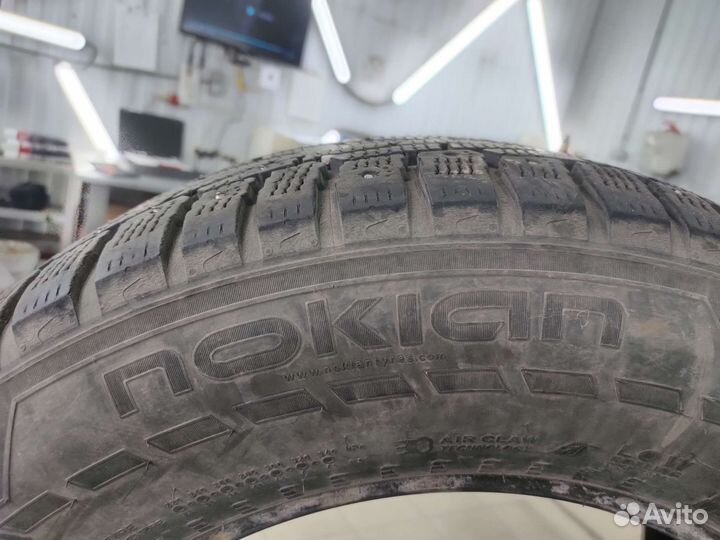 Nokian Tyres Hakkapeliitta 7 SUV 245/65 R17 111T