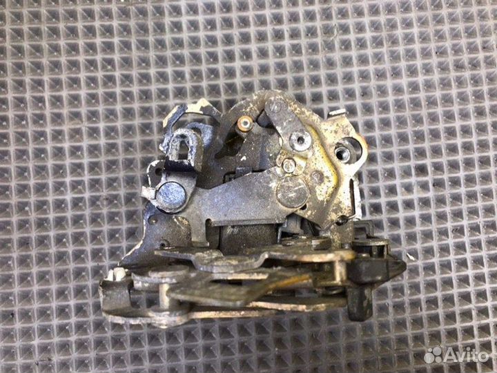 Замок двери задний правый Mercedes-Benz S-Class