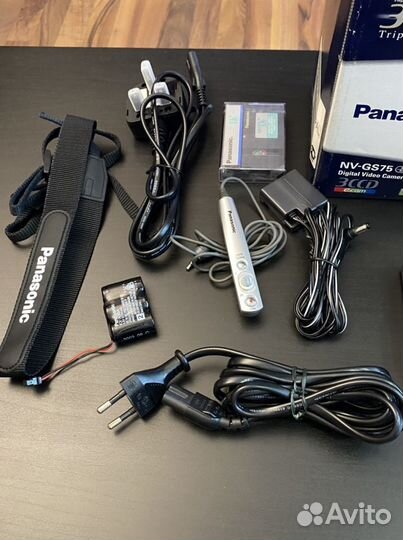 Видеокамера Panasonic NV-GS75