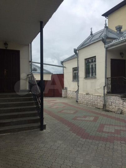 Дом 350 м² на участке 10 сот.