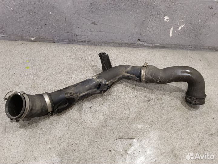 Патрубок турбины для 2.0 BWA Skoda Octavia A5