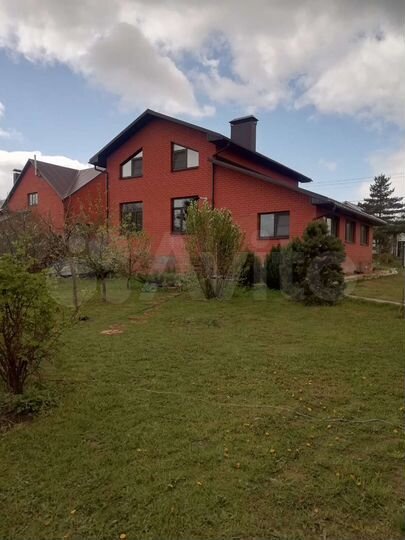 Коттедж 175 м² на участке 12 сот.