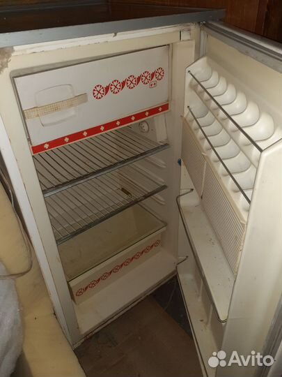 Холодильник бу маленький