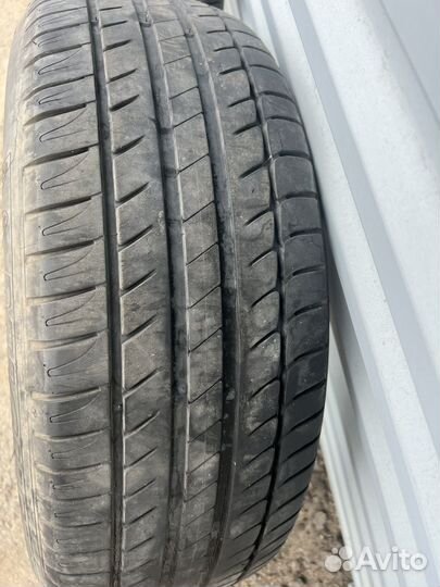 Michelin Agilis 230/60 R16