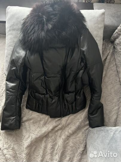 Пуховик женский