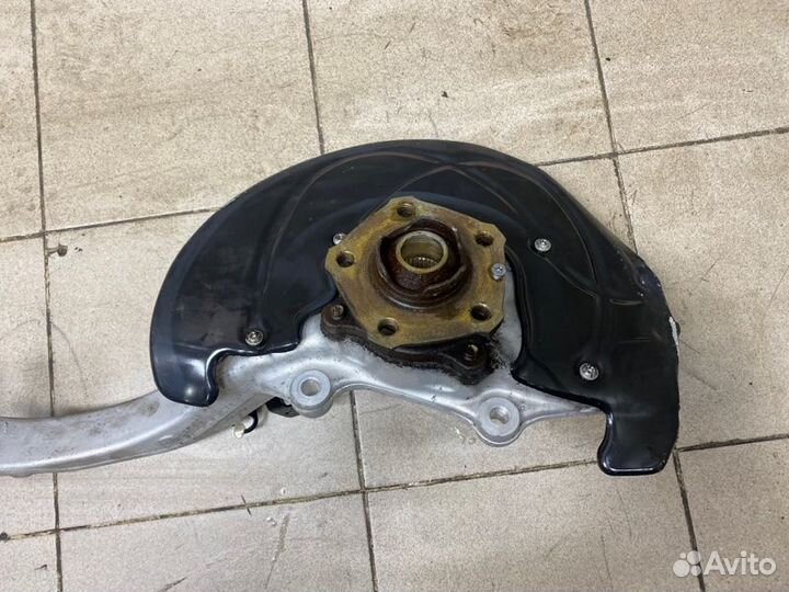 Цапфа/кулак поворотный передний правый Audi Q7/SQ7