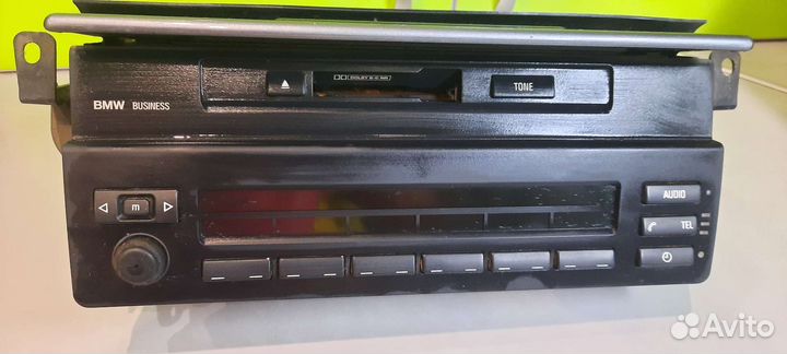Магнитола BMW E 39 01 год оригинал