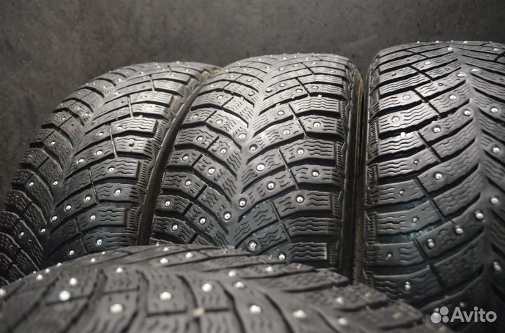 Michelin X-Ice North 4 SUV 235/65 R18 110T