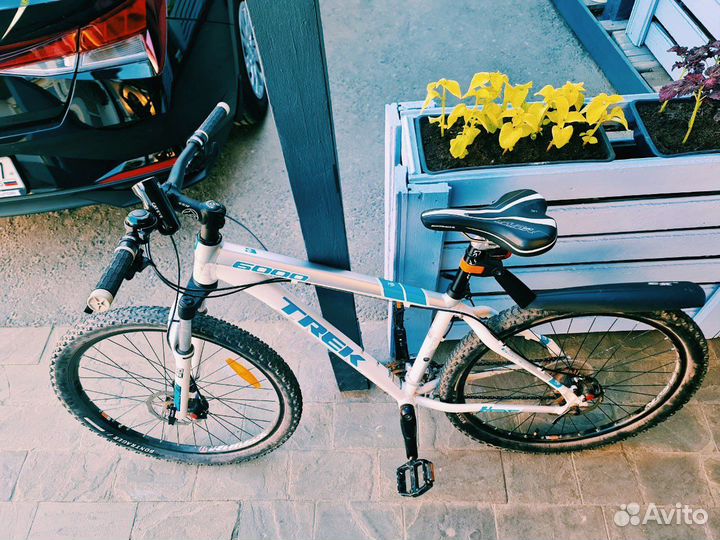 Trek 6000 16.5 Women Silver