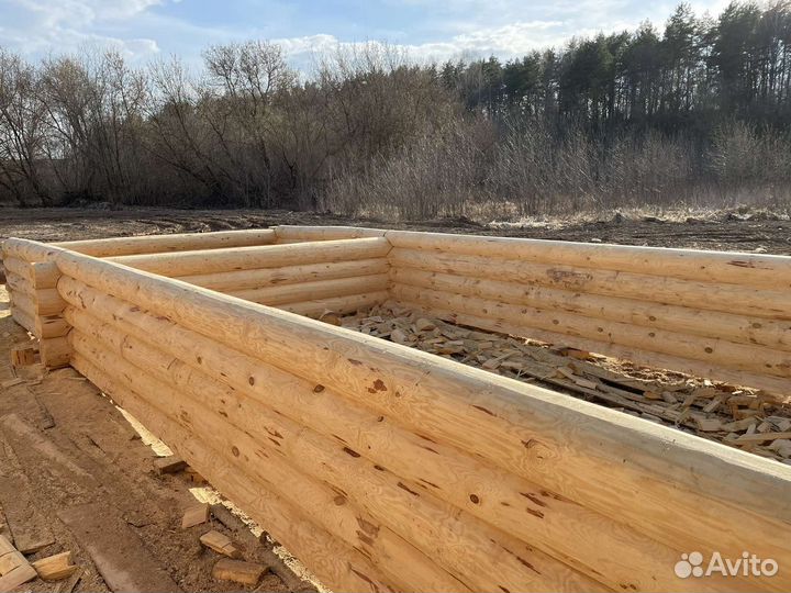 Срубы бань и домов из зимнего леса