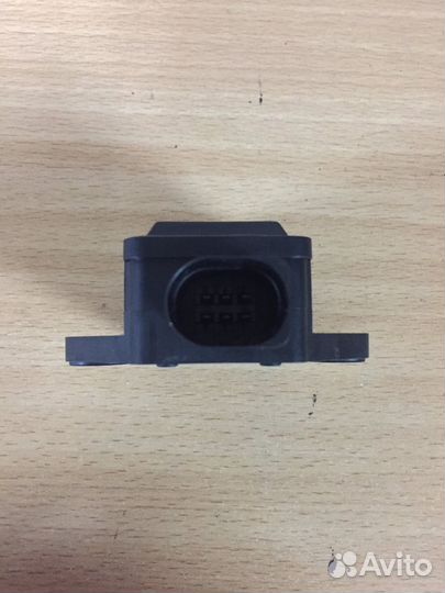 Датчик ускорения Audi A8 D3