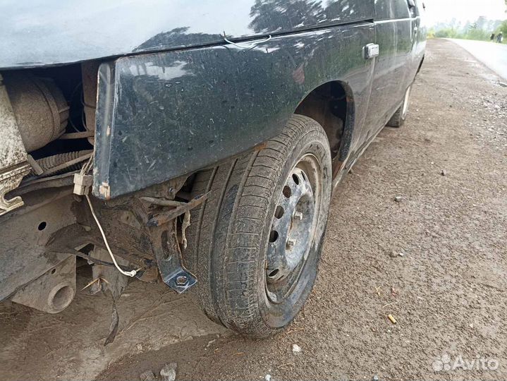 Крыло левое 2110 2112 кварт млечный путь