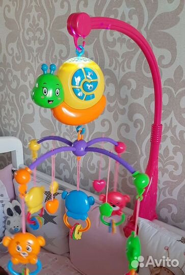 Мобиль музыкальный на кроватку