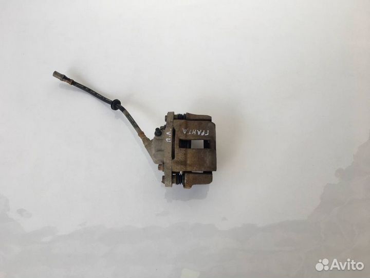 Суппорт передний левый Лада Гранта,R13 вентилир