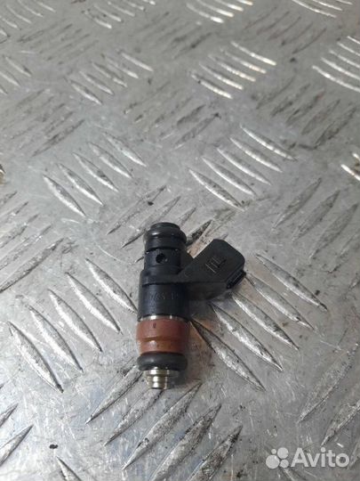 Форсунка Renault Megane хэтчбэк 1.6 K4M812 2007