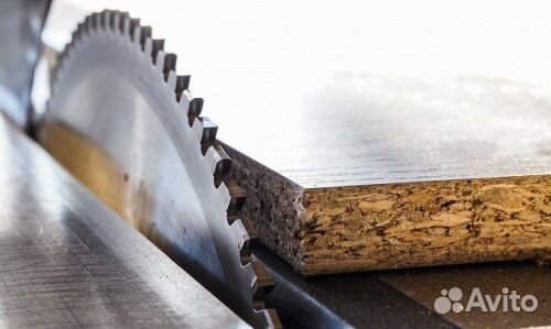 Распиловщик лдсп на форматном станке