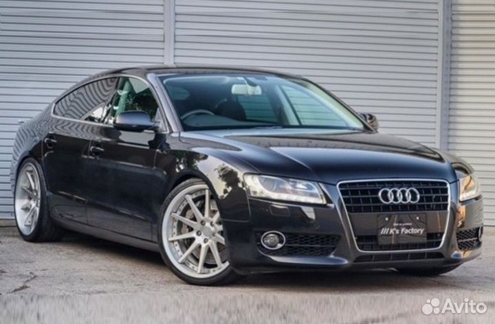 В разборе Audi A5 (8T) 2010г. 2,0л