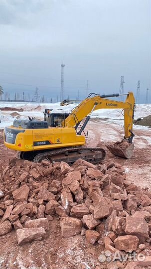 Аренда экскавтора *с гидромолотом