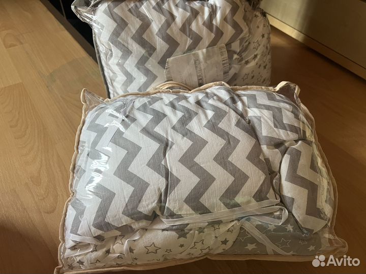 Бортики в детскую кроватку звездочки