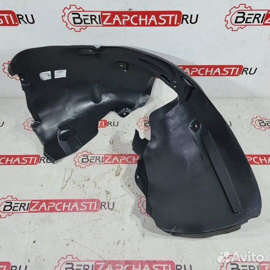 Подкрылок передний левый Citroen C4 2