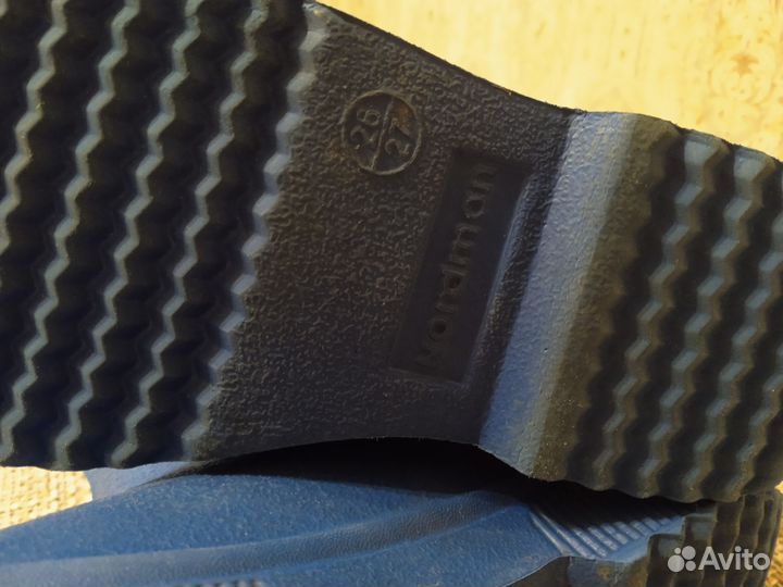 Резиновые сапоги