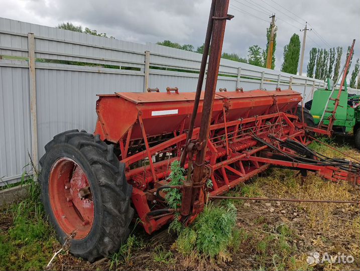 Сеялка Белинсксельмаш СЗ-5,4, 1996