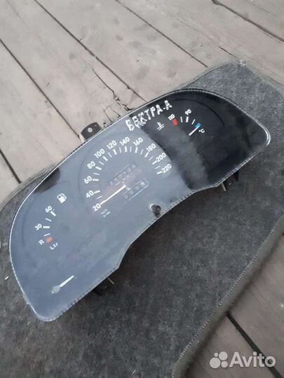 Щиток приборов Opel Vectra A