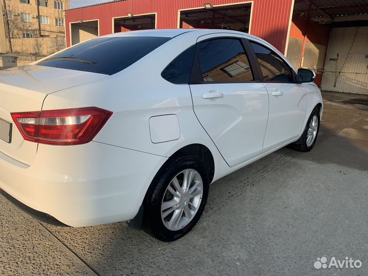 LADA Vesta 1.6 МТ, 2018, 350 000 км