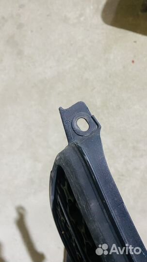 Решетка радиатора Toyota Corolla 120