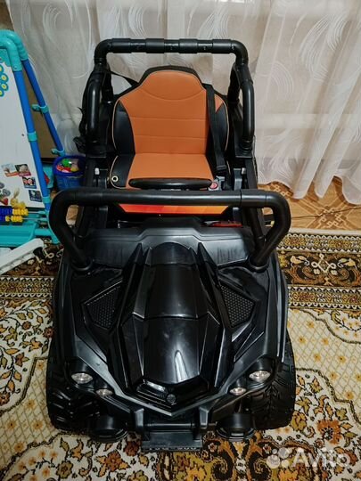 Детский электромобиль