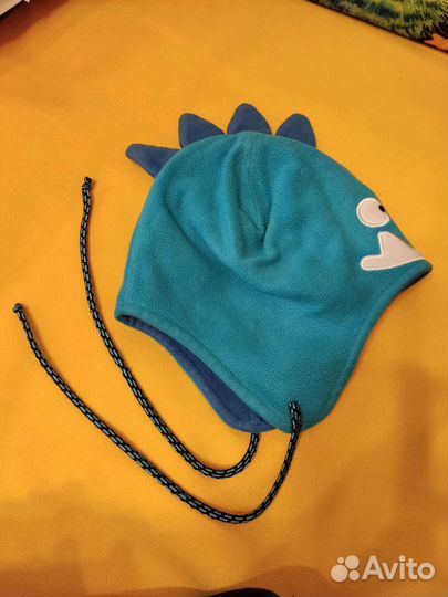 Необычная шапка флис 52-54