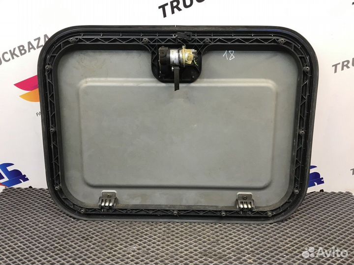 Люк в сборе