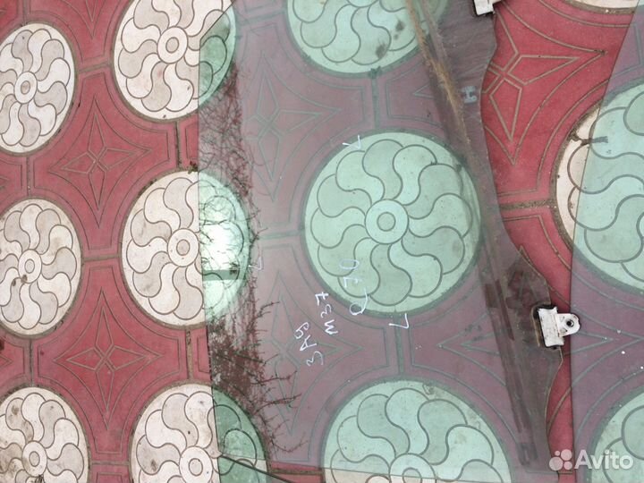 Infiniti M37,Q70 Стекло