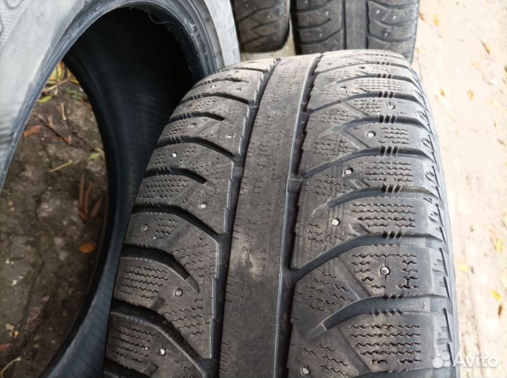 Bridgestone Ice Cruiser 7000 225/55 R17