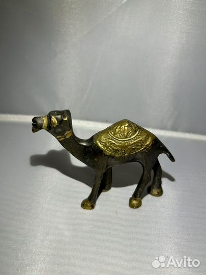 Фигурка Верблюд латунь
