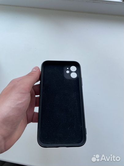Чехол на iPhone 11 черный